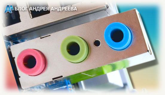 порты для подключения динамиков на материнской плате